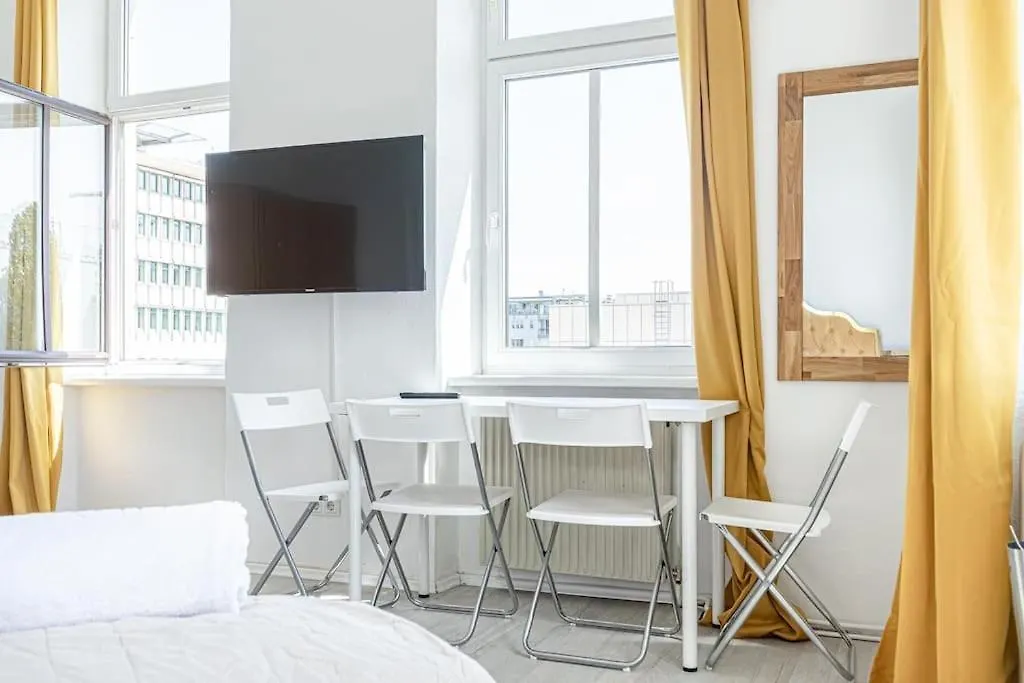 City Living, Garden Vibes 3Br Bliss In וינה 0*,  אוסטריה