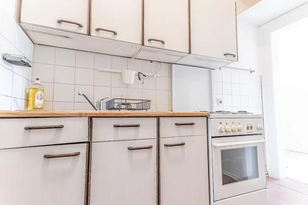 City Living, Garden Vibes 3Br Bliss In וינה דירה
